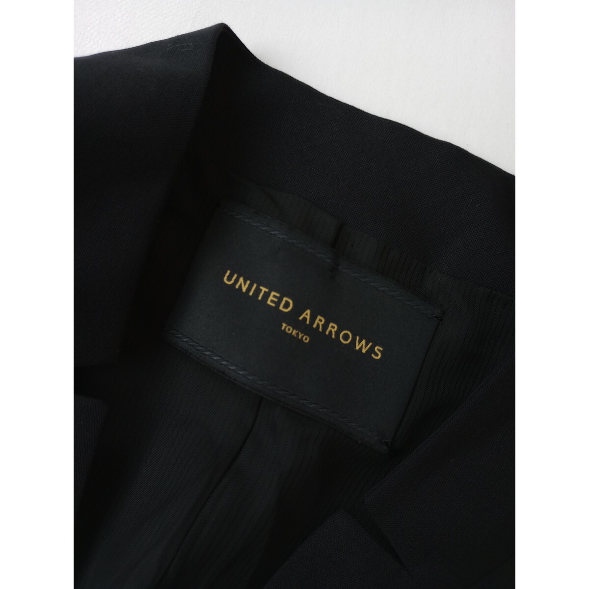UNITED ARROWS ユナイテッドアローズ「大人をすっきり見せる服」ノーカラー ジャケット 羽織り 黒 ブラック 36 Ｓ(49K+0629)の画像5