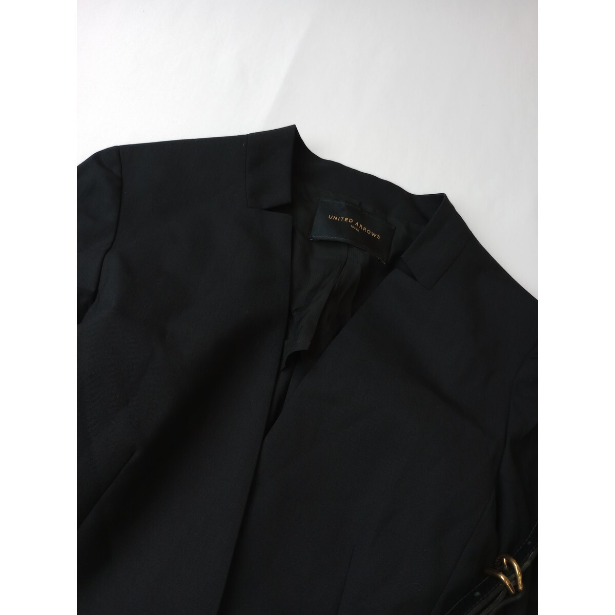 UNITED ARROWS ユナイテッドアローズ「大人をすっきり見せる服」ノーカラー ジャケット 羽織り 黒 ブラック 36 Ｓ(49K+0629)の画像2