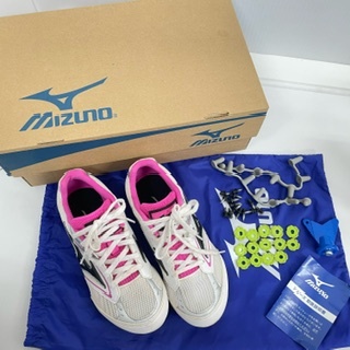 MIZUNO　トラック＆フィールド　ブレイブウィング２　22.5ｃｍ 【TRACK＆FIELD BRAVE WING 2】_画像1