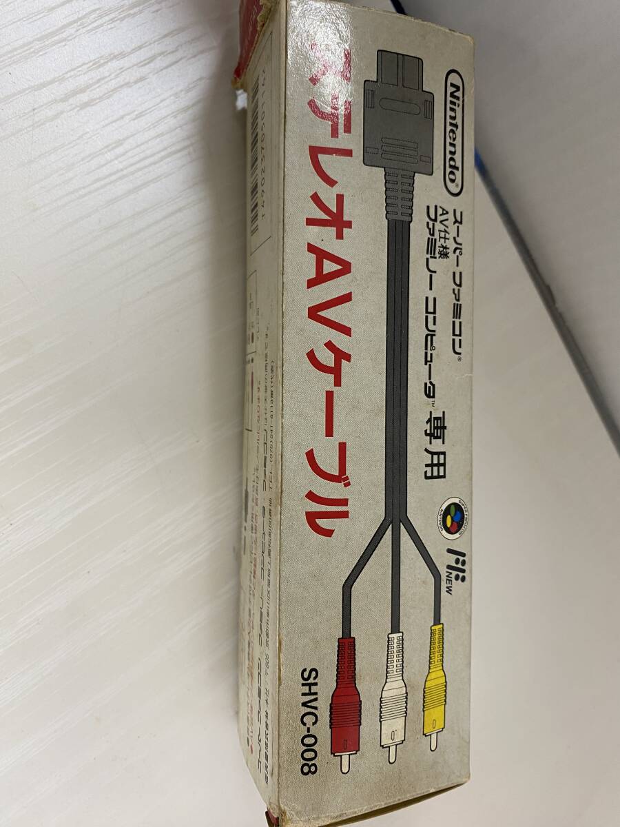 ニンテンドー スーパーファミコン 本体＋ソフト2点 通電確認できないためジャンク品の画像3