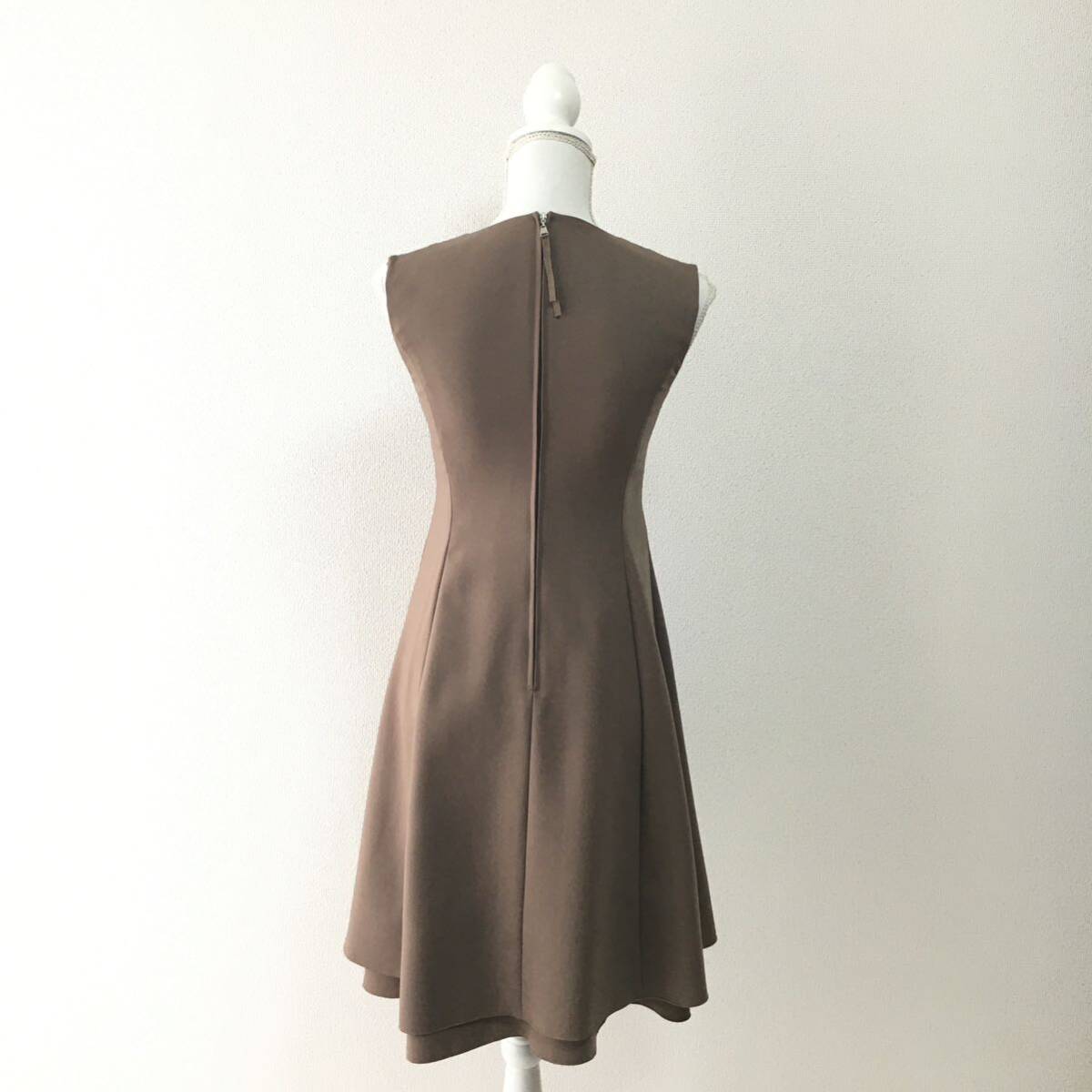 新品同様 FOXEY フォクシー 定価12万円 ドレス ワンピース 送料 新品同様 FOXEY フォクシー 定価12万円 ドレス ワンピース 送料