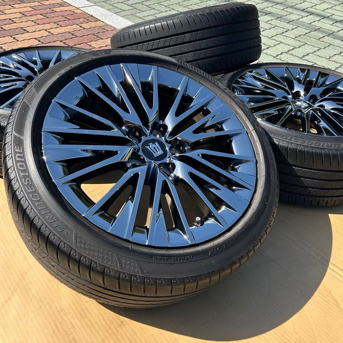 クラウン 220系 純正 美品 ホイール 225/45R18 ブリヂストン レグノ BRIDGESTONE REGNO  希少｜Yahoo!フリマ（旧PayPayフリマ）