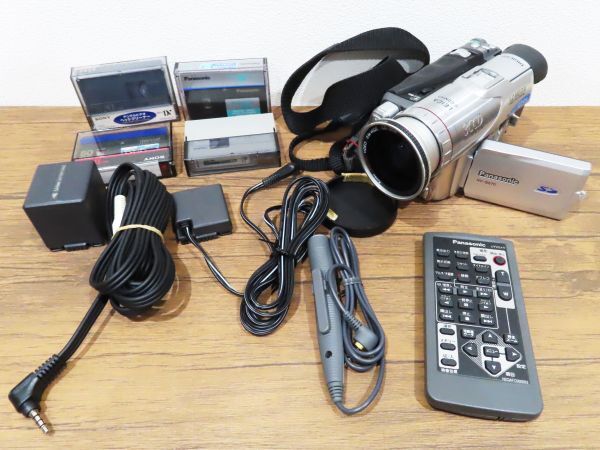 183★Panasonic 3CCD miniDV ビデオカメラ NV-GS70 クリーニングカセット 充電器 コード欠品★の画像1