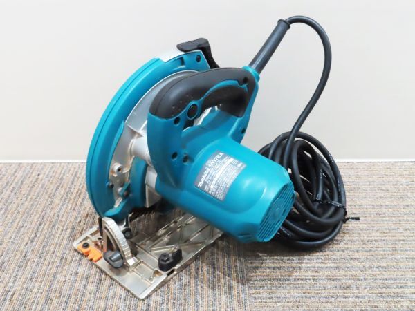 238★makita マキタ 5837BA 190mm マルノコ 丸ノコ 電動工具 DIY用品★の画像1