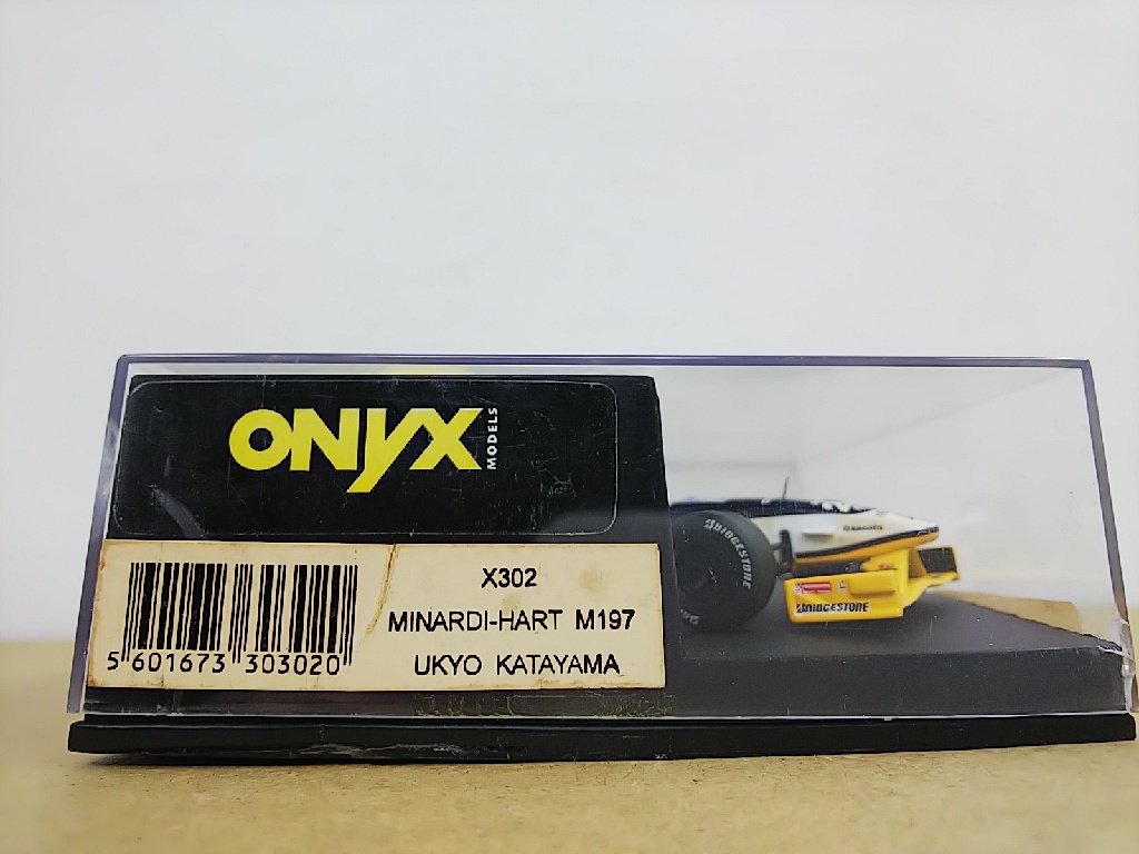 ■ ONYXオニキス X302 MINARDI-HART M197 Ukyo KATAYAMA ミナルディ・ハート 片山右京 F1レーシングミニカー_画像7