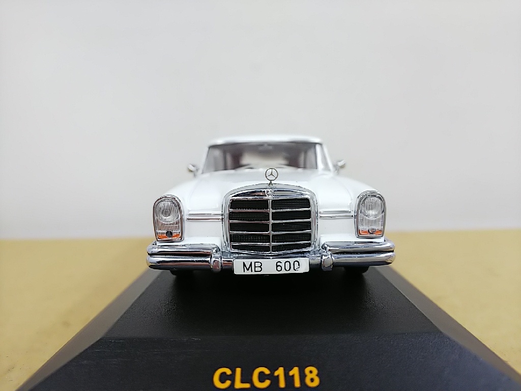 ■ ixo modelsイクソ CLC118 1/43 Mercedes-Benz 600 Long 1965 ホワイト メルセデスベンツロング モデルミニカーの画像2