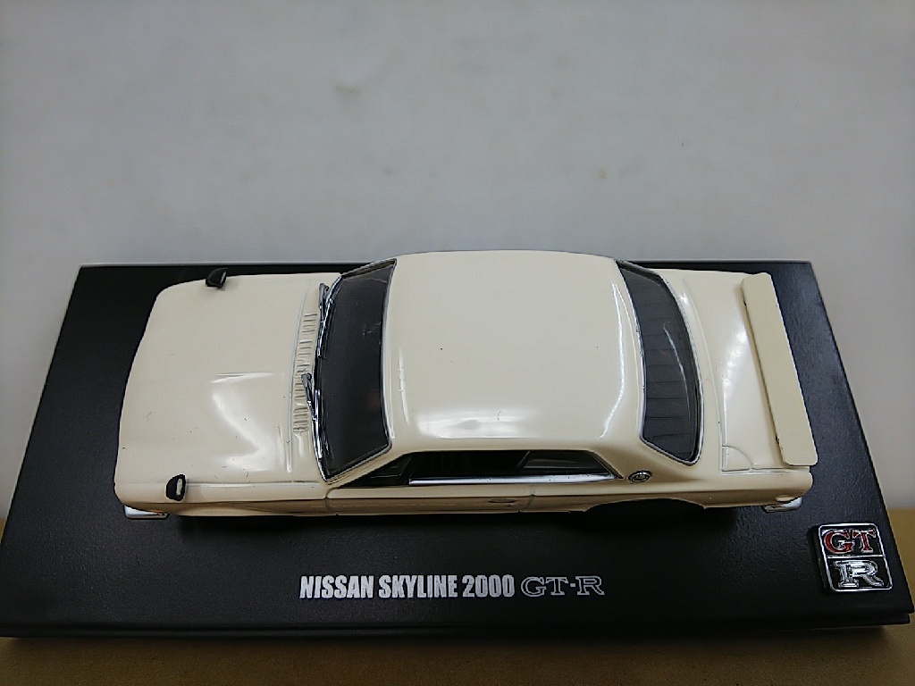 ■ 京商 1/43 NISSAN SKYLINE 2000 GT-R ホワイト ハコスカ日産スカイライン モデルミニカーの画像5