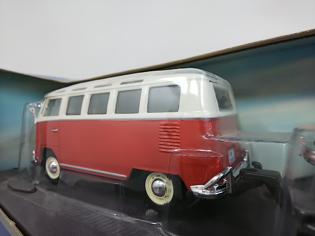 #Maisto Maisto SPECIAL EDITION 1:25-1:24 Show Haulers Series VW VAN AND VW BEETLE ON TRAILER #32913 Volkswagen minicar 