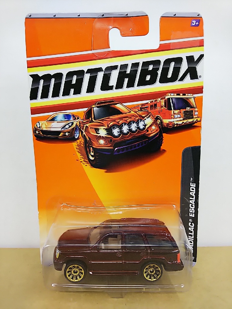 ■ MATCHBOXマッチボックス 1/68 VIP CADILLAC ESCALADE ブルゴーニュ キャデラックエスカレード ミニカー　レア。_画像1