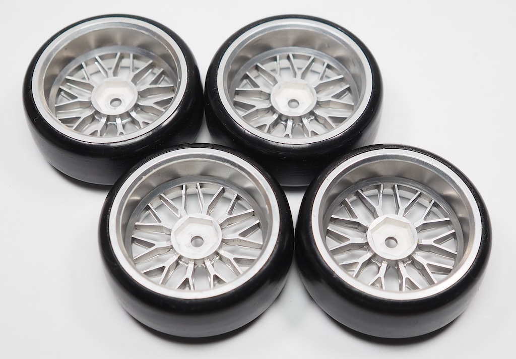 [.. packet 3cm/ including in a package un- possible ] cheap 1/10 drift tire & spoke wheel 4ps.