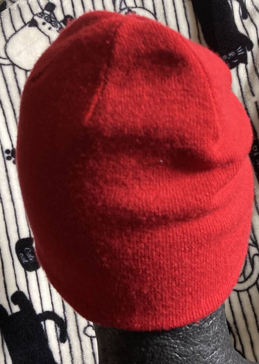 洗濯済♪格安オススメです♪赤色ニット帽[THE NORTH FACE ノースフェイス]帽子CAP/Jr.ジュニア用フリーサイズ/男女OK/ユニセックス仕様♪_画像4