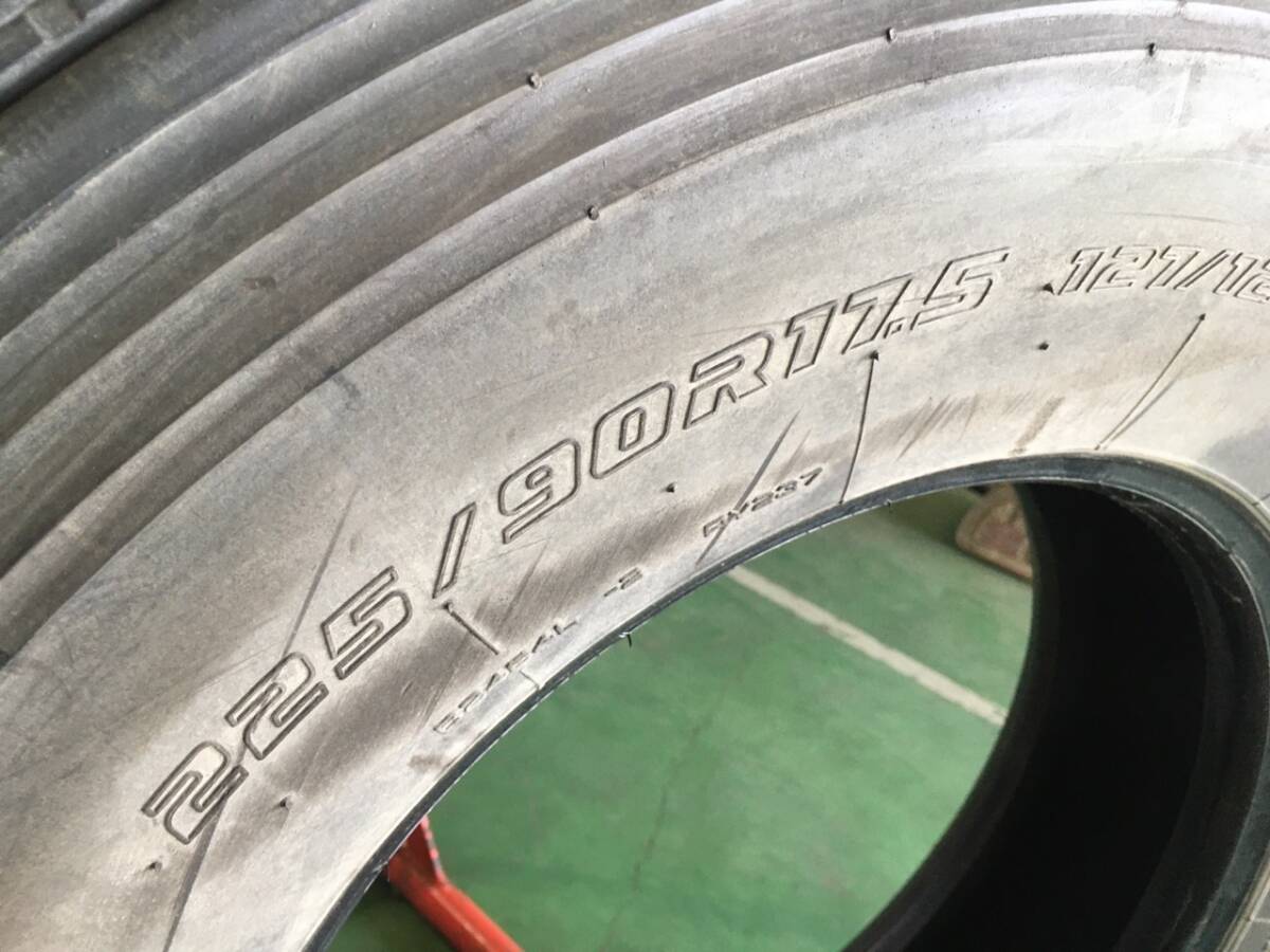 s392-4-4 ☆225/90R17.5 中古1本！ ヨコハマ RY237 2018年製 残溝8ｍｍ スペア用に♪ K35_画像5