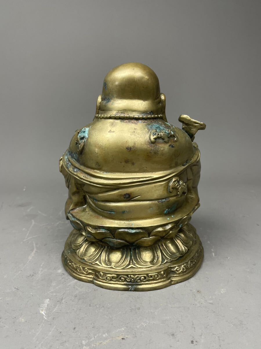 鹿) 仏教美術 布袋像 座像 坐像 ブロンズ 銅器 銅製 インテリア 置物 中国美術 仏像 高さ20㎝ アンティーク 縁起物 2679g_画像3