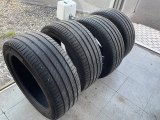 ■良品！バリ山！　ミシュラン　プライマシー　245／45R18　2019年製　　4本_画像1