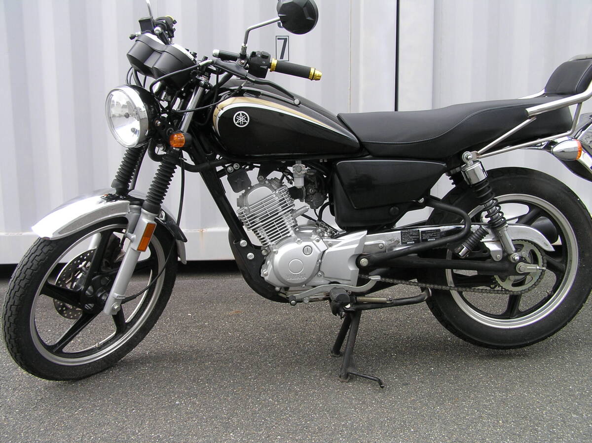 ヤマハ　YB125SP　黒　9378ｋｍ プチカスタム　京都より_画像1