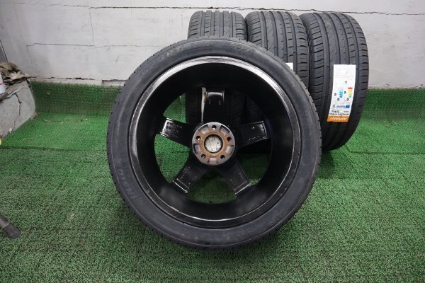 アウディ純正　カスタムホイール　8J　OFF+47　245/40R18　新品タイヤ　245/40R18　A4_画像8