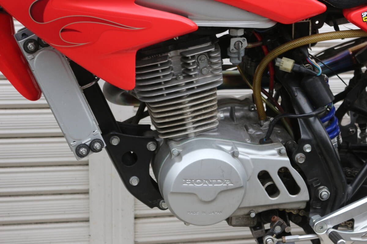 HONDA XR100モタード(HD13)改115cc ヨシムラチタンマフラー カスタム レッド 最終型 綺麗 神奈川県 税込み 即決 追加画像ありの画像9