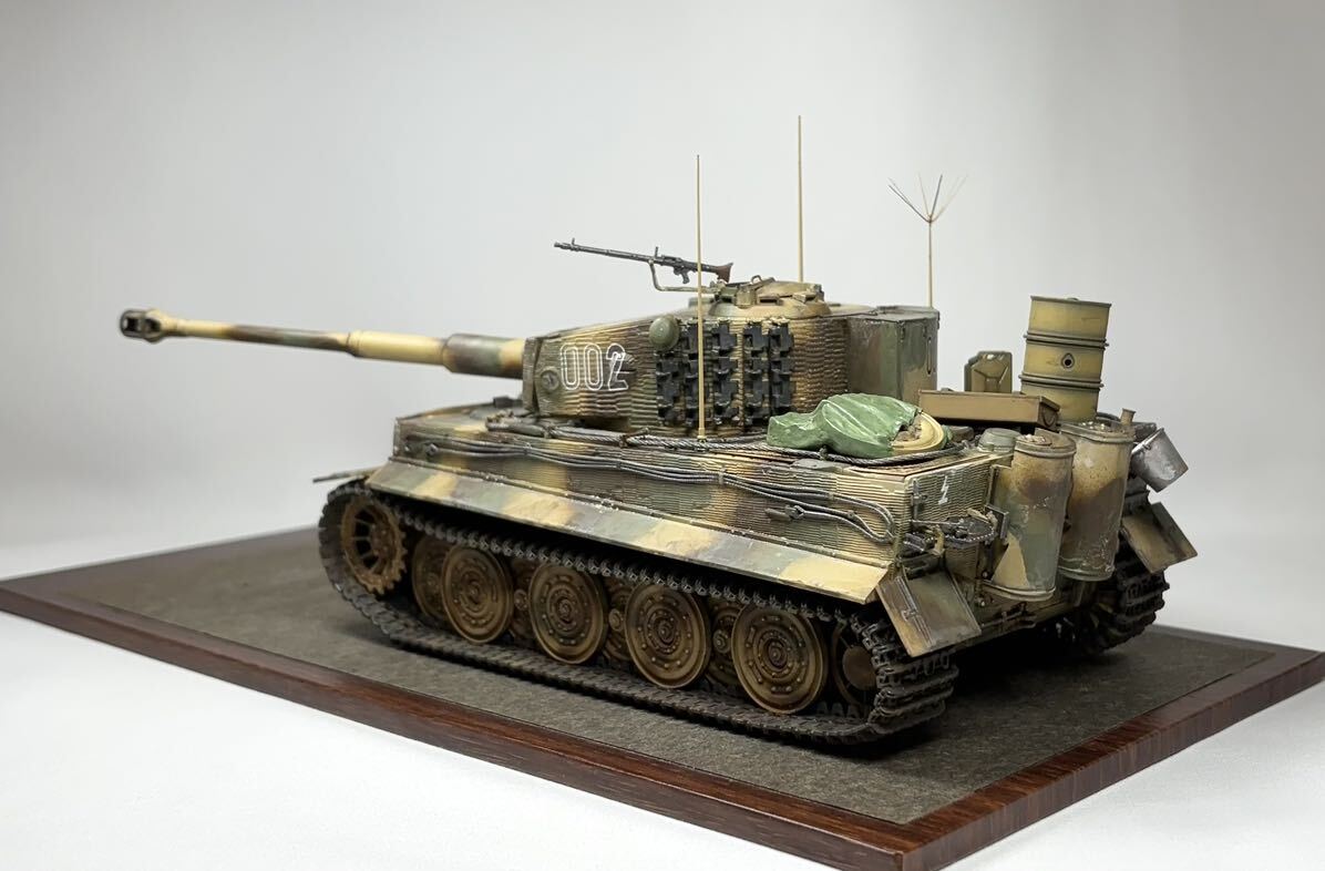 ☆完成品☆ タコム 1/35 ドイツ重戦車 タイガー Ⅰ 後期型 指揮車タイプ    ティーガーの画像5