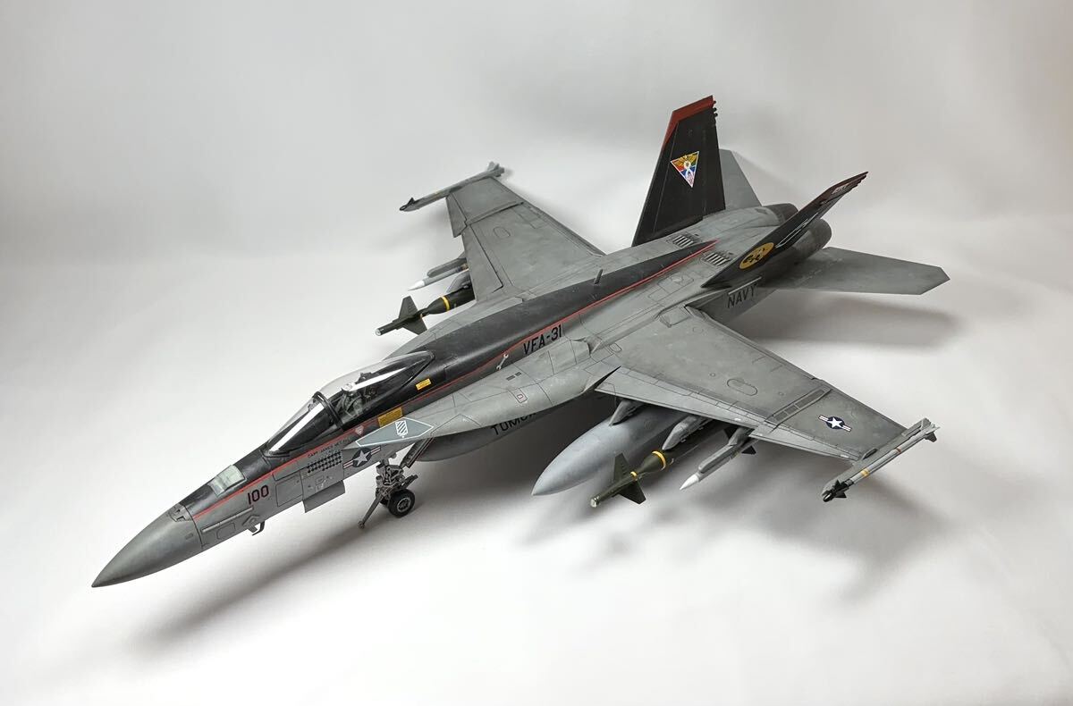 ☆完成品☆ モンモデル 1/48 アメリカ海軍 F/A-18E スーパーホーネット VFA-31 トムキャッターズの画像5