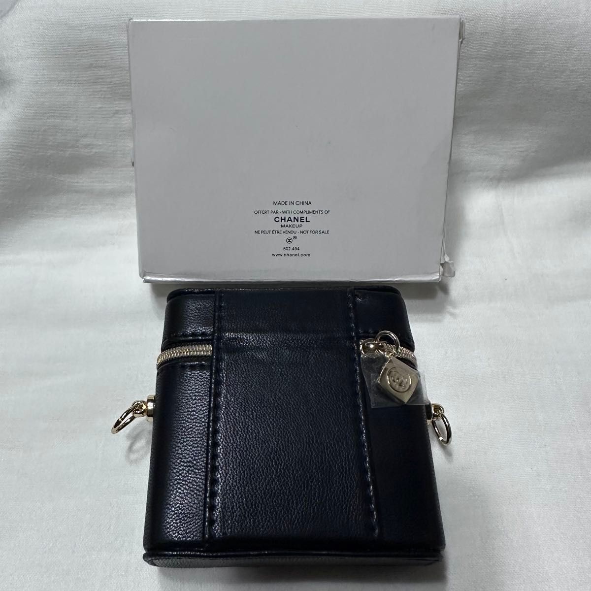 CHANEL シャネル ノベルティ ポーチ リップケース チェーン付き CHANEL シャネル ノベルティ ポーチ リップケース チェーン付き