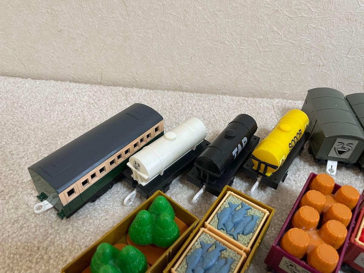 プラレール きかんしゃトーマスシリーズ　貨車　客車　色々セット　 トーマス TOMY