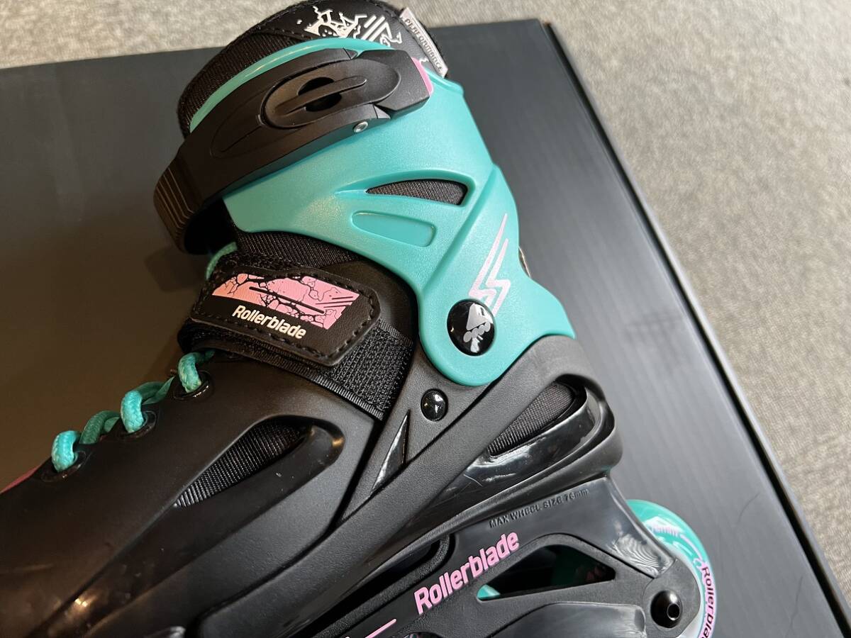 新品！未使用品！NEWモデルジュニアインラインスケート「ROLLERBLADE FURY Black/Sea Green 23.0㎝-26.0㎝」サイズ調整OK！_画像3