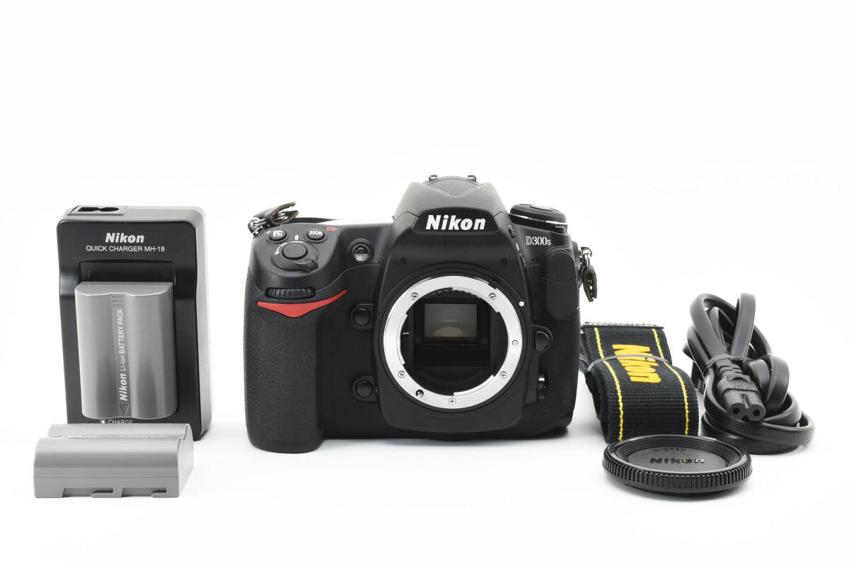 ★低ショット数★美品 NIKON D300S ショット数2600未満 ボディ ニコン 一眼レフ デジタルカメラの画像1