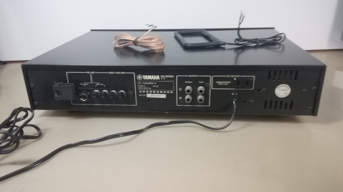 YAMAHA NATURAL SOUND AM/FM STEREO TUNER NS SERIES T-7の画像6