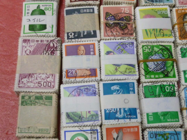 日本切手　普通・記念　100枚束・束崩れ　約25700枚　使用済_画像3