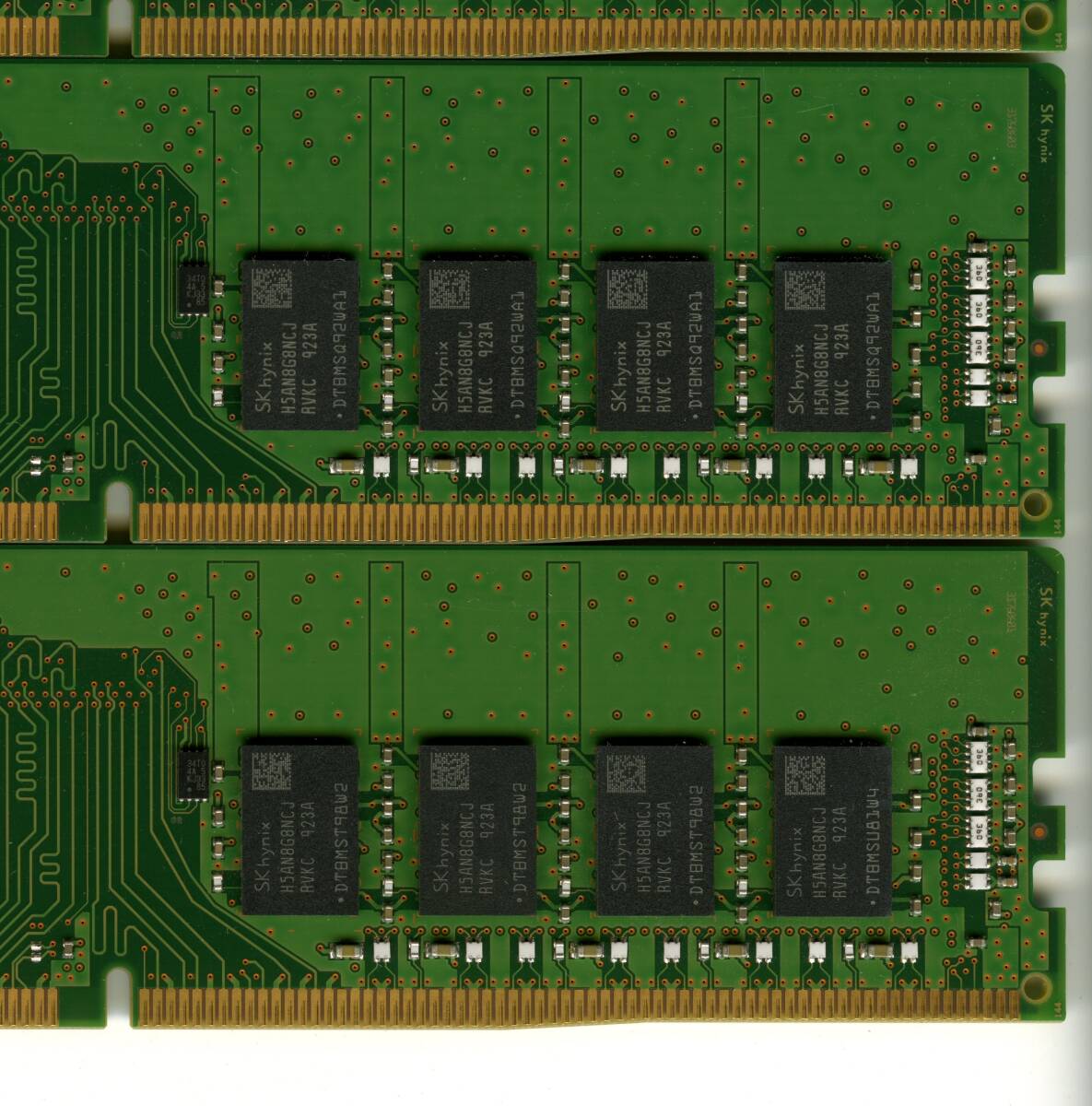 【ECC UDIMM】DDR4-2666、16GBの4枚セットで64GB、中古　SKhynix　 ECC Unbuffered　　Z2 G4で動作確認済み　1923-8_画像9