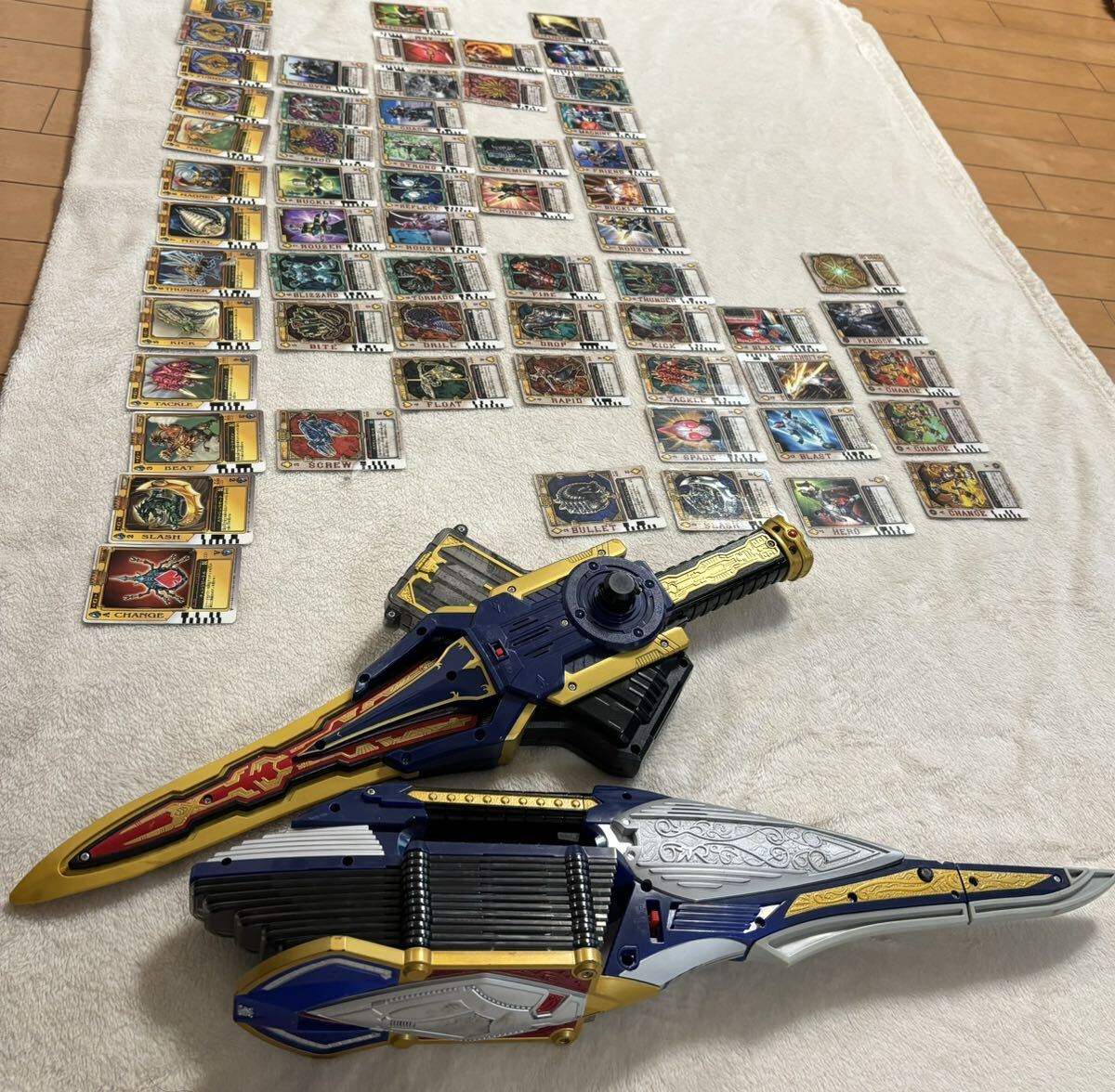 仮面ライダー剣 仮面ライダーブレイド キングラウザーとDX醒剣ブレイラウザー ラウズカード _画像2