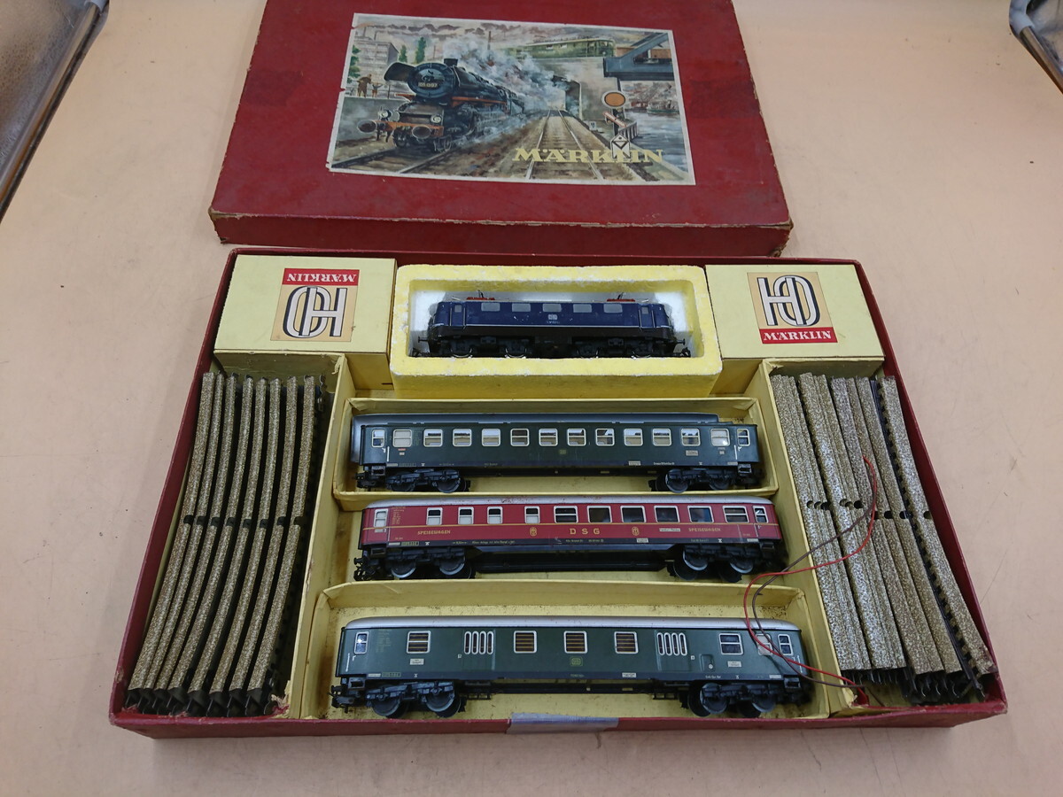 Y4-70 MARKLIN メルクリン 電車 模型 おもちゃ レールの画像1