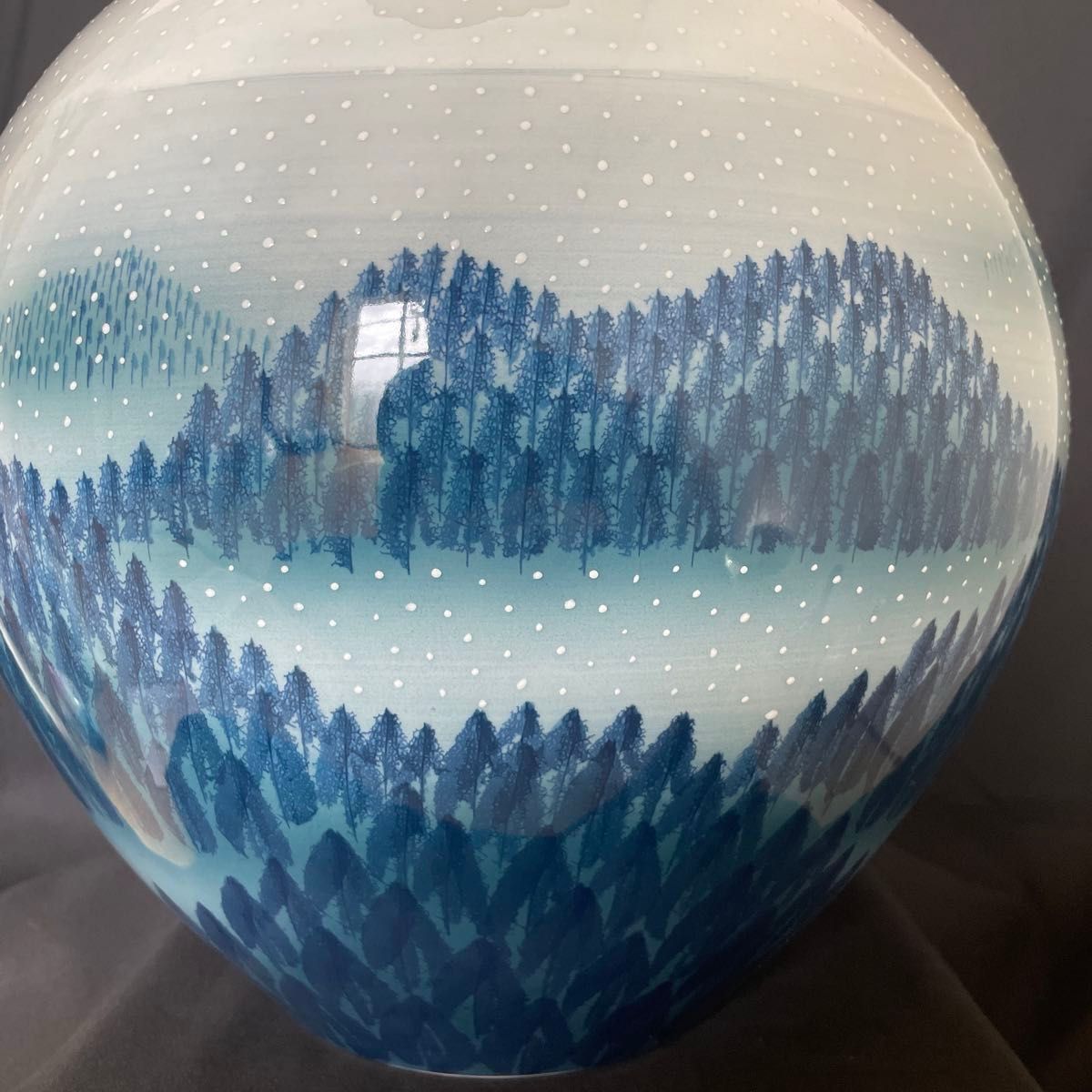 藤井朱明 古き 壺 飾り壺 花器 日展人気作家 大き朧月花瓶 有田焼 藤井朱明 古き 壺 飾り壺 花器 日展人気作家 大き朧月花瓶 有田焼