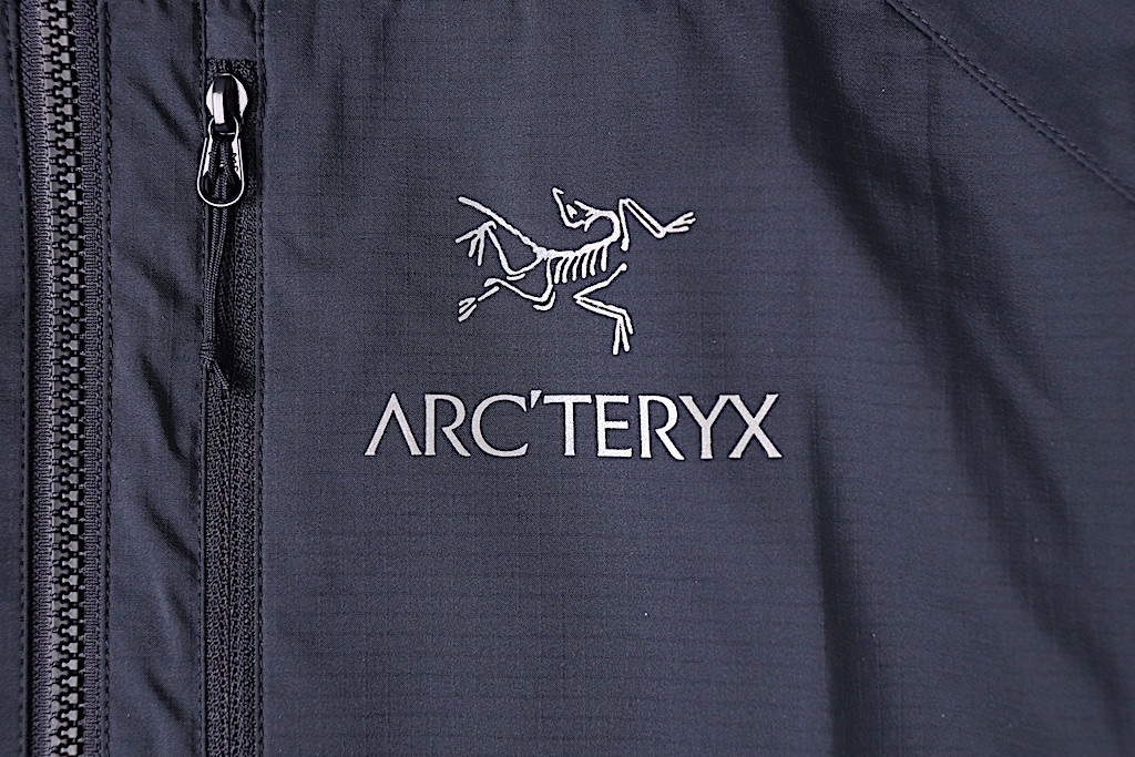 新品】Mサイズ ARC'TERYX Squamish Hoody アークテリクス スコー 新品】Mサイズ ARC'TERYX Squamish Hoody アークテリクス スコー