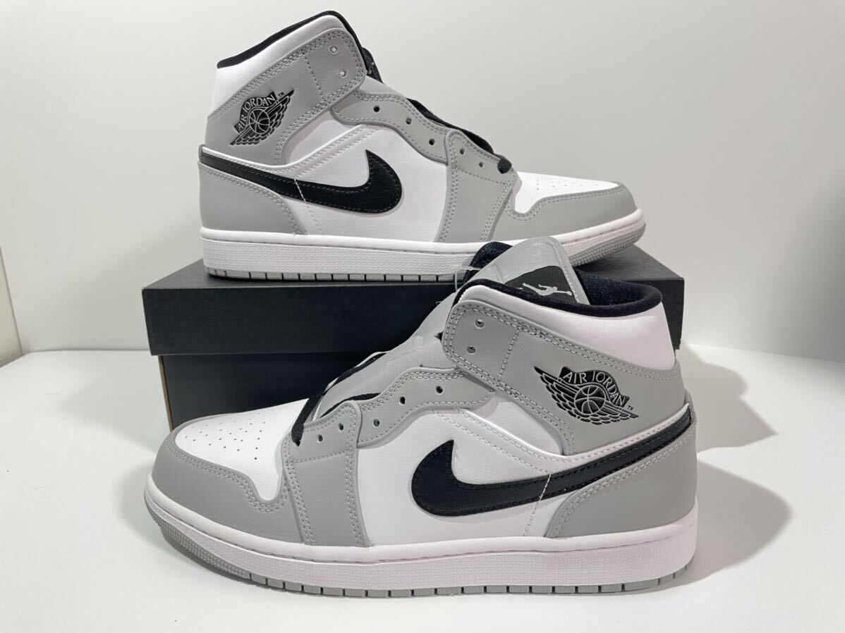 【送料無料】【新品】27㎝　Nike Air Jordan 1 Mid ナイキ エアジョーダン1 ミッド ライトスモークグレー_画像3