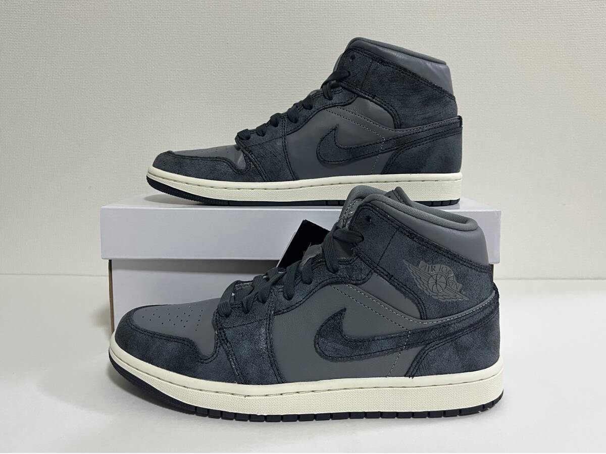 新品】WMNS26 5cm Nike WMNS AirJordan1 Mid SE Smoke Grey 新品】WMNS26 5cm Nike WMNS AirJordan1 Mid SE Smoke Grey