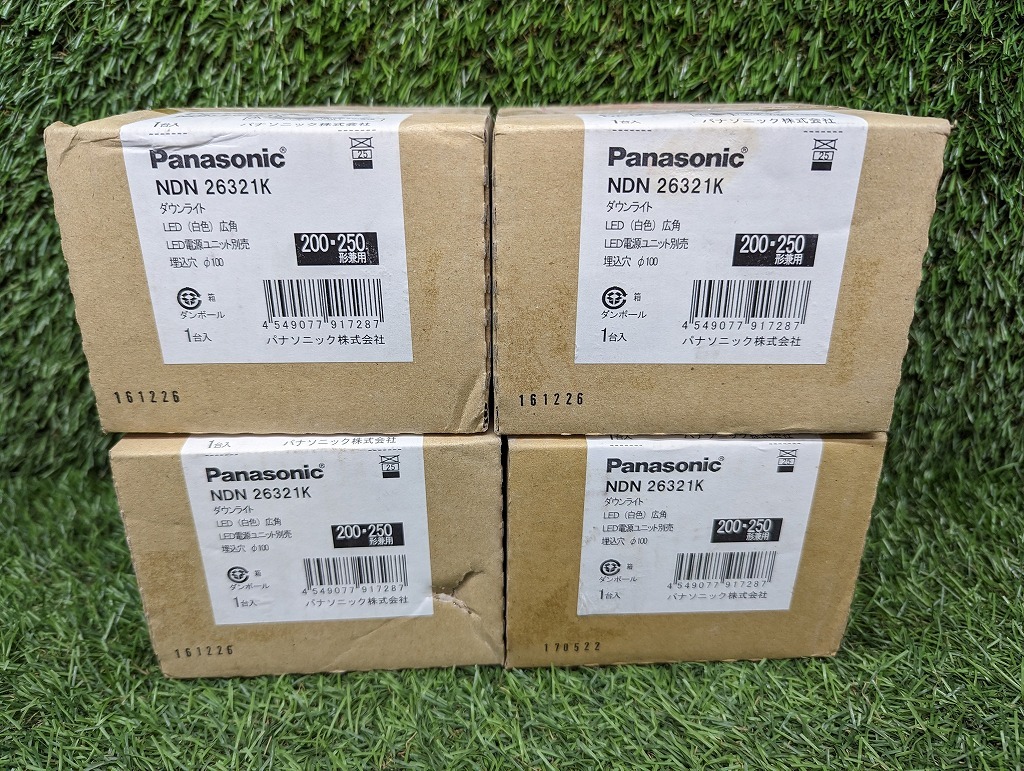 未開封品 Panasonic パナソニック 埋込穴Φ100 広角 白色 200・250形兼用 LEDダウンライト NDN26321K 本体のみ 4箱セット_画像1