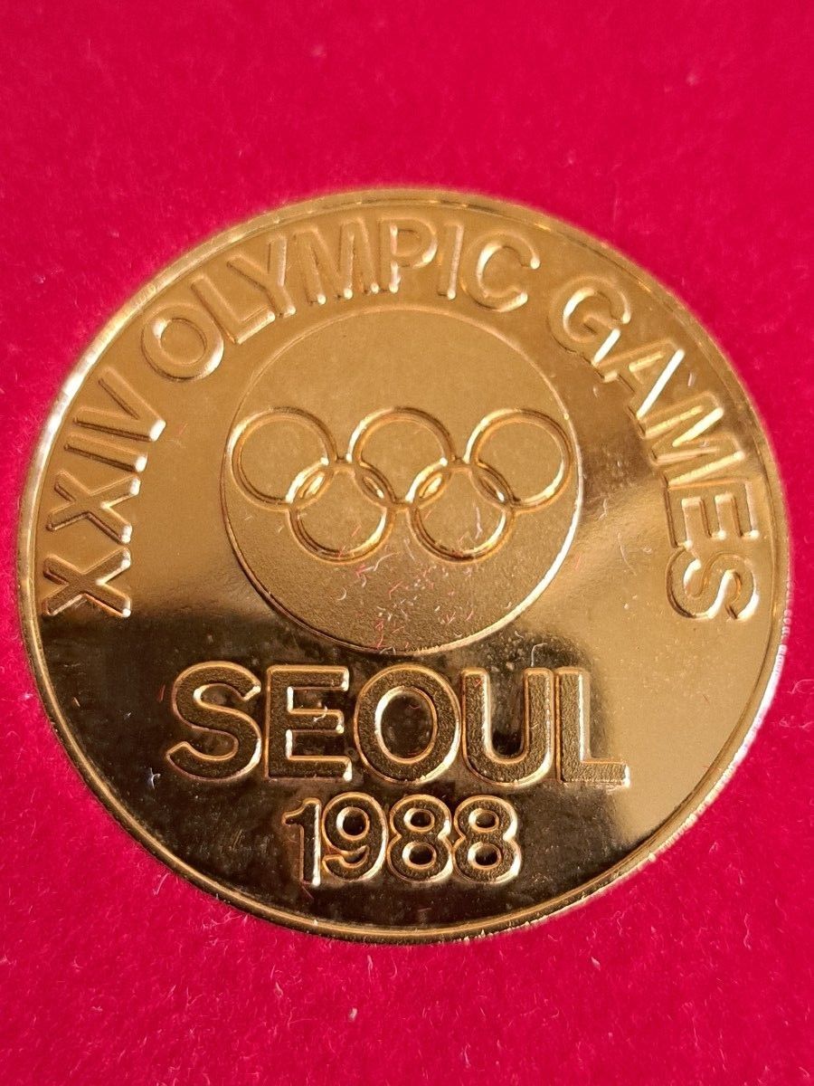 1988年ソウルオリンピック公式参加記念メダル 金色メダル 記念 1988年ソウルオリンピック公式参加記念メダル 金色メダル 記念