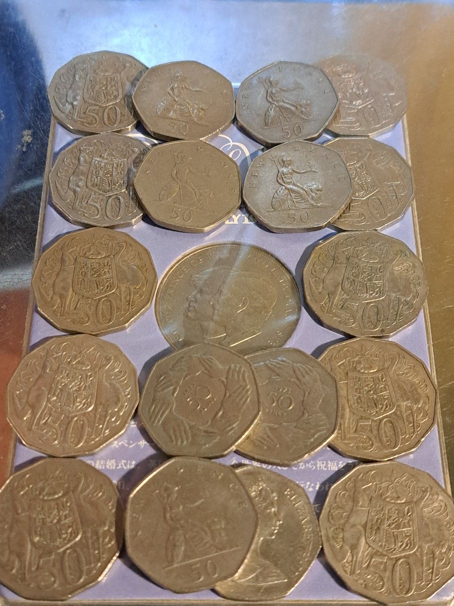ダイアナチャールズ御成婚記念コインまとめ　エリザベス大型白銅貨コイン　外国コイン 　 古銭 硬貨　オーストラリア　イギリス