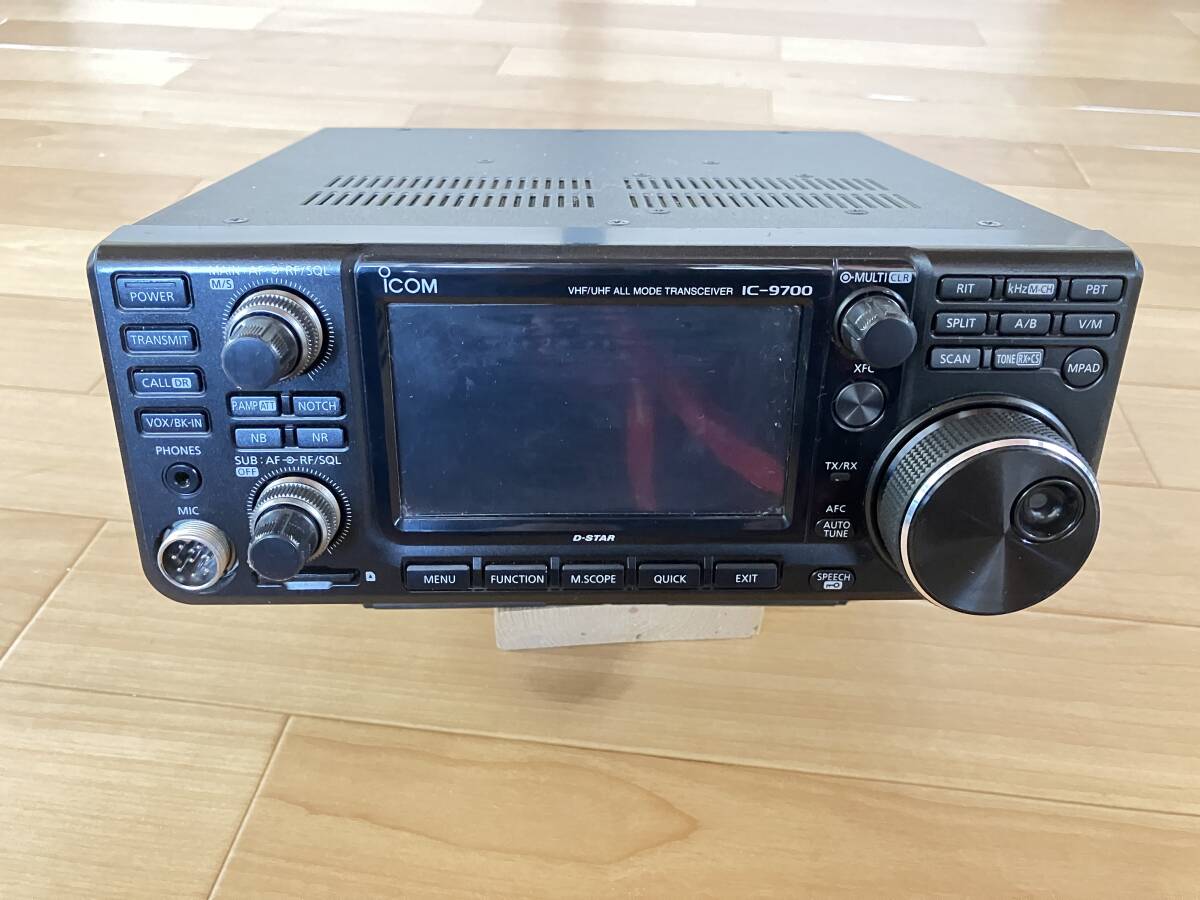 ICOM IC-9700 Icom U/VHF приемопередатчик 