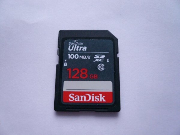 SanDisk　Ultra　SDXCカード　128GB　_画像1