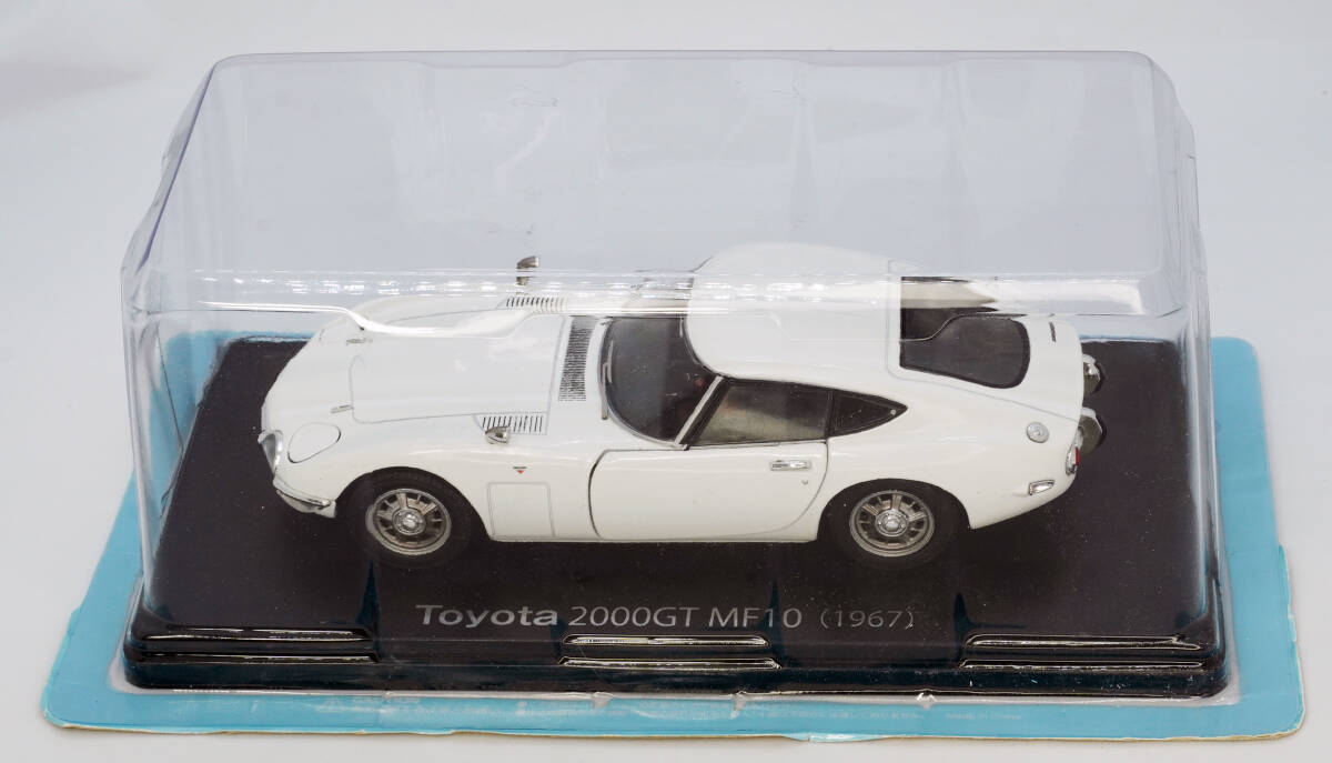 ●01  トヨタ2000GT MF10 (1969) 国産名車コレクション1/24 アシェット 模型のみ の画像4