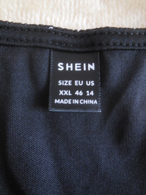 ■SHEIN■サイズXXL■大きなサイズ■黒シルバーラメ入り■ロング丈ワンピース■の画像8