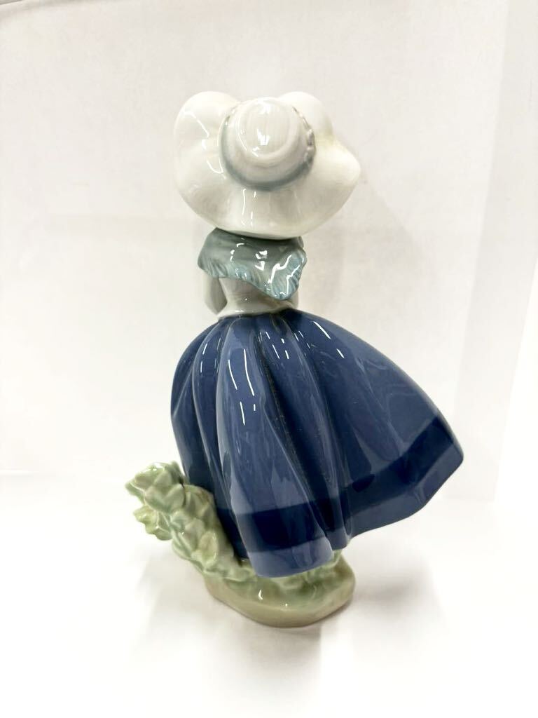 1円〜 リヤドロ LLADRO きれいな花ばかり 陶器人形 少女 花 陶器 西洋陶磁 オブジェ インテリア 置物 の画像2