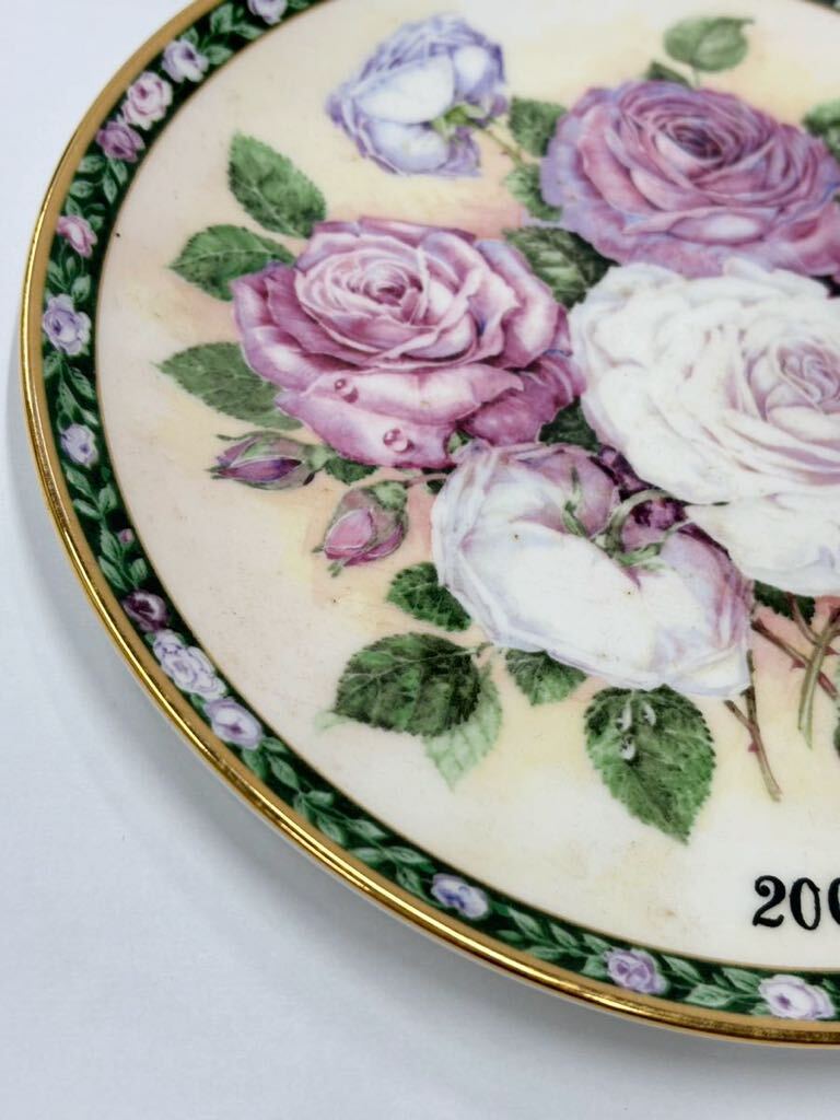 ROYAL ALBERT ロイヤルアルバート イヤープレート 2003年 絵皿 バラ 花柄 飾り皿 直径21cmの画像4