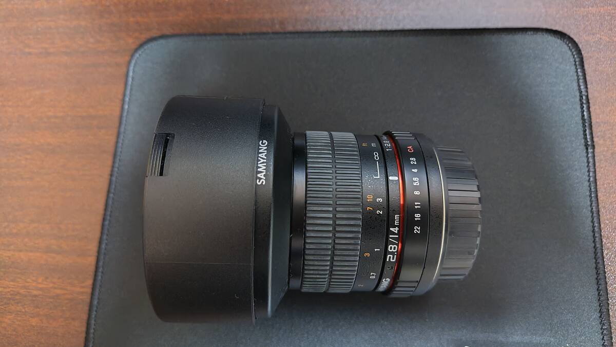 SAMYANG 単焦点広角レンズ 14mm F2.8 キヤノン EF用 フルサイズ対応の画像1