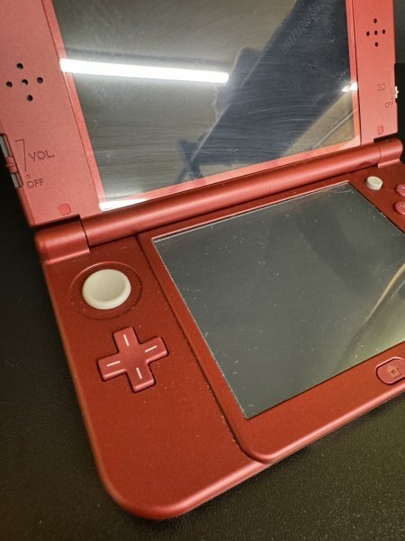 Nintendo Newニンテンドー3DS LL メタリックレッド 箱付き アダプター付き RED-001の画像4