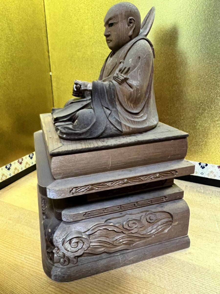 日蓮聖人 仏像仏教美術 仏像 木製 木彫仏像 置物 仏具 高さ約227mm 幅約180mm 重量約630gmの画像7