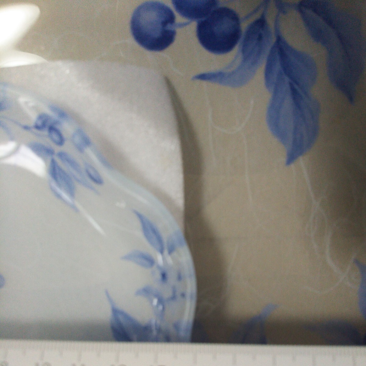 昭和レトロ藍の季節ガラス中皿と取り皿5枚揃いです。新品_画像9