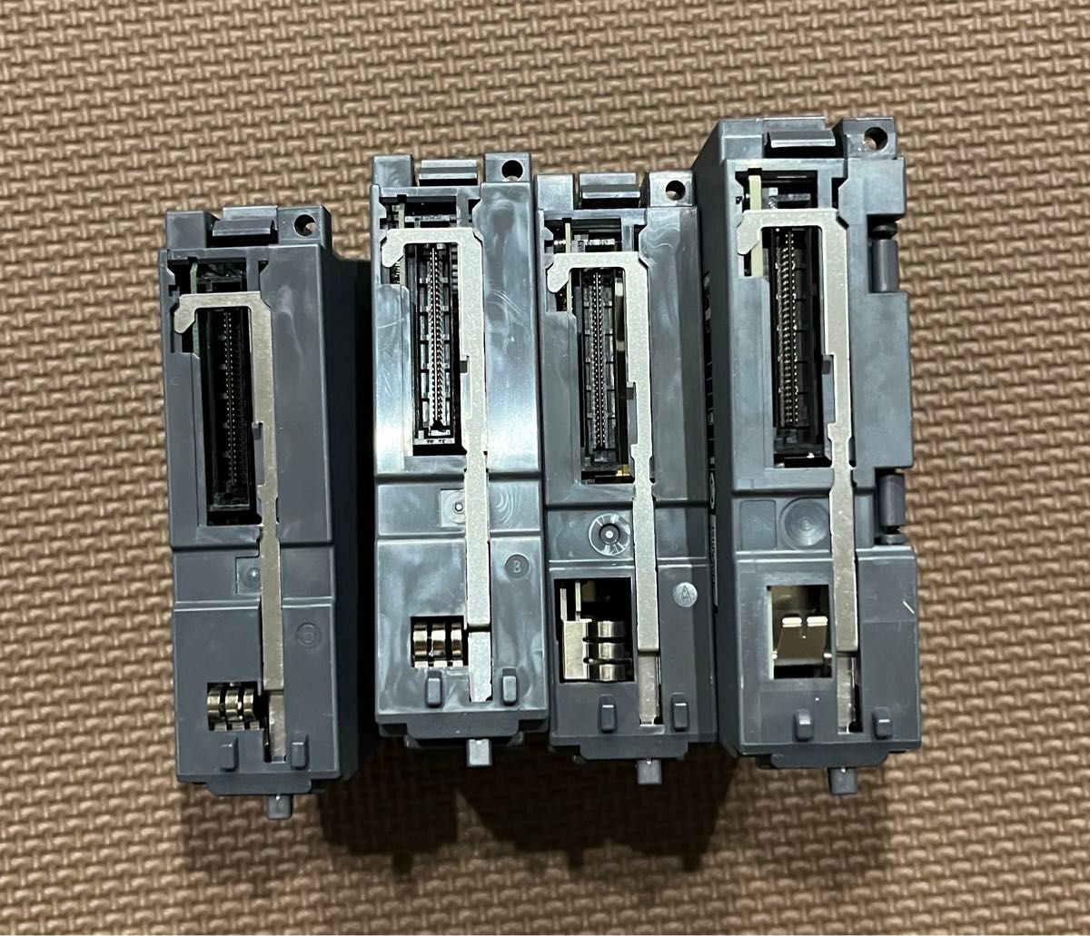 三菱電機 MITSUBISHI PLC CPUユニット(おまけ付き)